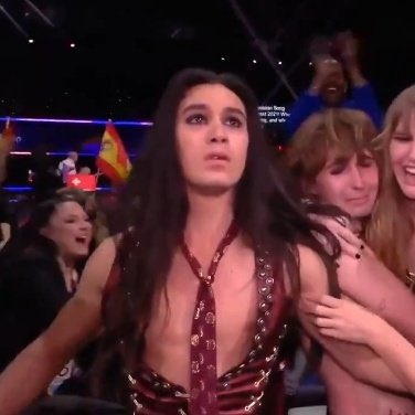 _mattia_meli's tweet photo. MA RICORDIAMOLO AL MONDO COSA CI HANNO FATTO VIVERE I MANESKIN #Sanremo2022 https://t.co/jaFQGfunKe