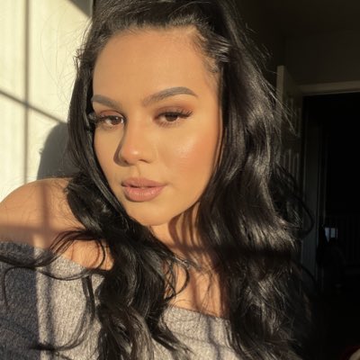 yummileth's tweet photo. #NewProfilePic https://t.co/YW1Ywb0ojr