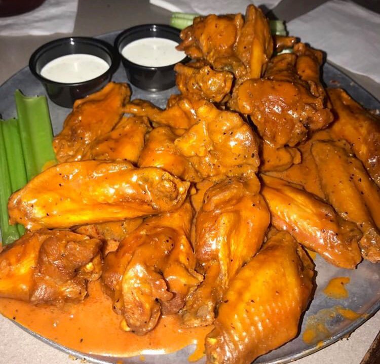 Fave this tweet if you need this in your life right now, I’m trying to see something