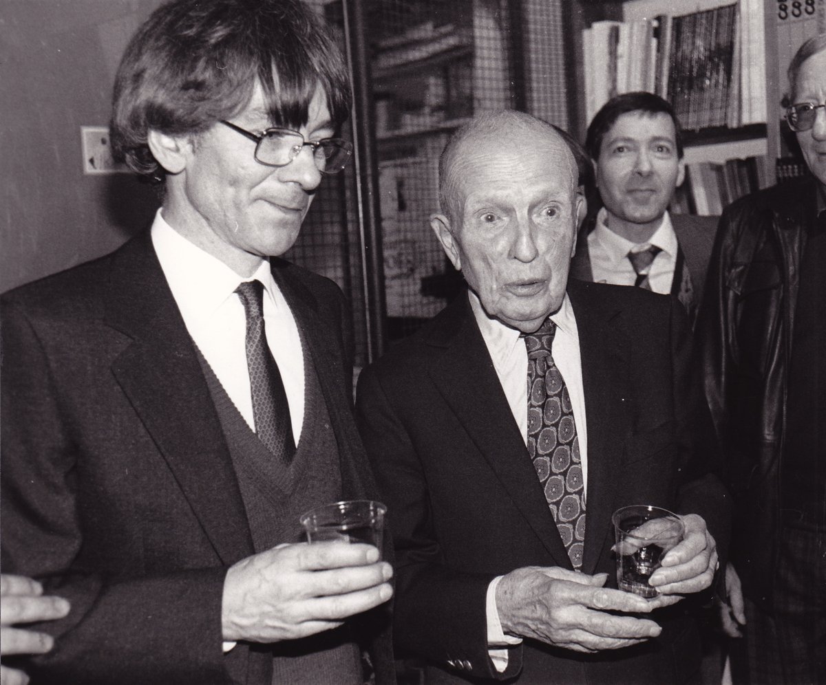bahiaflaneur's tweet photo. #Mort de #JeanJamin. 76 ans.
Ethnologue, il avait créé en 1984, un département d’archives de l’ethnologie au #Muséedelhomme.
Il avait créé en 1986 la revue #Gradhiva.
Il était l'ami de #MichelLeiris puis son exécuteur testamentaire.
Il avait été rédac chef de la revue #LHomme https://t.co/xOgHFAfSet