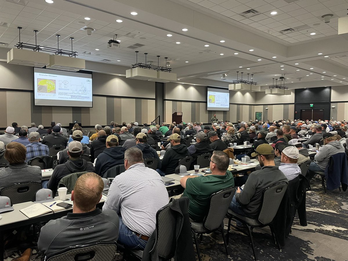 Lackore's tweet photo. That’s a wrap for Decision Agronomy Conference in Kearney! @frenchrw and @banks_abanks have forgotten more agronomy than I’ve ever known! 💯

The roadshow continues tomorrow in York, and Norfolk on Thursday. Only a few seats left! 

https://t.co/oAkYtxSUFn https://t.co/hmE63s8ICE
