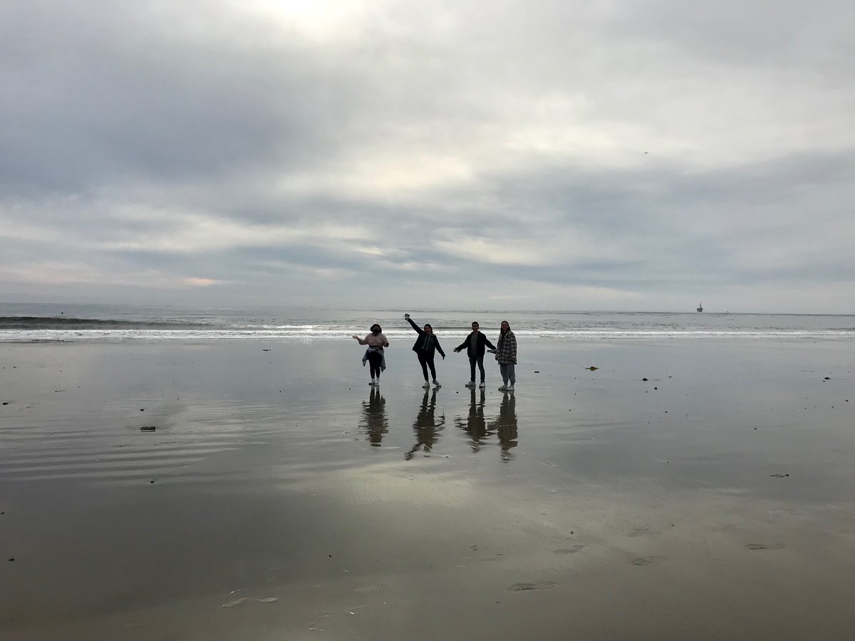 TEPatUCSB's tweet photo. Elementary teacher candidates hit the beach and learn how to make science even more fun and relatable for our Santa Barbara kiddos. ☀️🐚 https://t.co/fklMFnkX8b