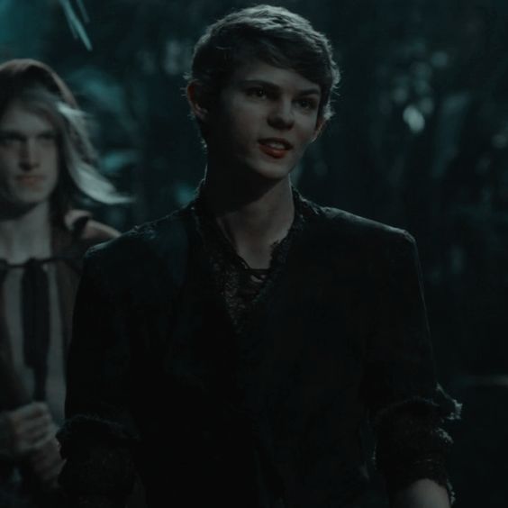 Baverly_Scratch's tweet photo. Who likes Peter Pan? #PeterPan #Neverland #RobbieKay #lostboy https://t.co/wgJDXilkJb