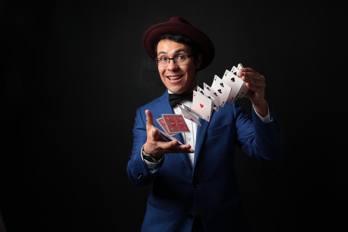 Today is my 1 year anniversary of moving to LA! I am grateful for the friends I have made and new opportunities I have gotten. I love being surrounded by so many creative individuals. I am excited for what I have in store for year 2!
#grateful #la #losangeles #losangelesmagician