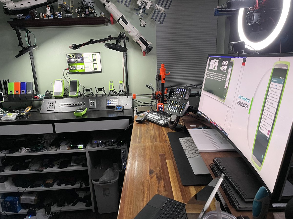 wifiacademy's tweet photo. A little behind the scenes look at creating content. #elgato #blackmagic #sony #streaming #netally https://t.co/1GuNTG6cBY