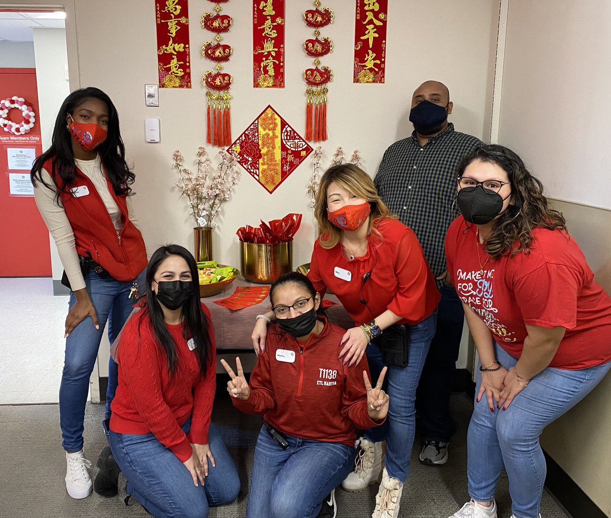 May (@mayleungtgt) on Twitter photo Happy Lunar New Year from all of us <a href="/TeamSilver/">Team Silver</a>! #t1138 #LunarNewYear #YearOfTheTiger #DreamTeam Happy Lunar New Year from all of us <a href="/TeamSilver/">Team Silver</a>! #t1138 #LunarNewYear #YearOfTheTiger #DreamTeam