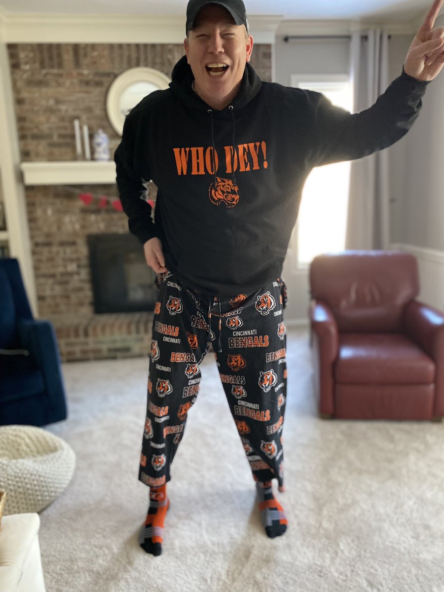MLFredrickson's tweet photo. @JimIrsay Please consider sending my husband Sean Fredrickson to Super Bowl to watch his beloved Bengals play. This is a lifelong/childhood dream. It would mean the world to him. He has been a loyal fan for all these years and we love him so much! https://t.co/YG11JVFNFE