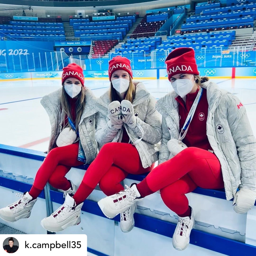 TeamCanada's tweet photo. #TeamCanada athletes are touching down in #Beijing2022 and the Olympic Village is their playground! 🇨🇦👉🇨🇳

For an inside scoop on what the athletes are up to ➡️https://t.co/TPPFWZ17wi https://t.co/0E63nmtfv6