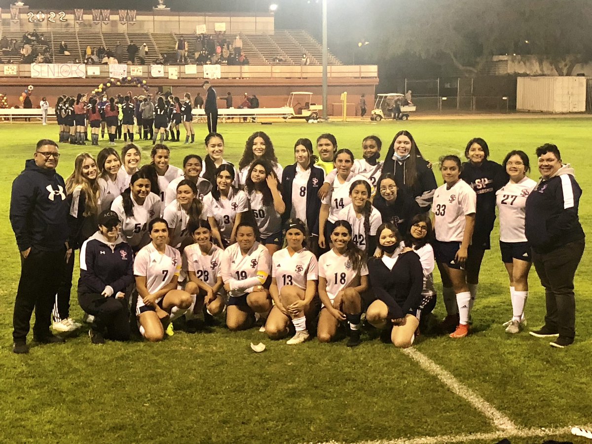 #Swordsmen w/the SHUTOUT WIN (5-0) Finishing in #SantaFeLeague in 2nd place; <a href="/CIFSS/">CIF Southern Section</a> bound!
Goals by: 
Zoe Johnson (Jr)
Samantha Umaña (Jr) 2 goals, 1 asst. 
Olivia Velasquez (Jr) 2 goals <a href="/SoCalVarsity/">SoCal Varsity</a> <a href="/SGVNSports/">Fred J. Robledo 👨🏻‍💻</a> <a href="/James_Escarcega/">James Escarcega 📈🏈🏀⚾️🥎 🤼🤽🏽‍♂️🏊🏼‍♀️🏌🏻⚽️</a> <a href="/SPHSSports/">@SwordsmenAthletics</a> <a href="/StPaulSwordsmen/">St. Paul High School</a> <a href="/KeithLLair/">Keith Lair</a>