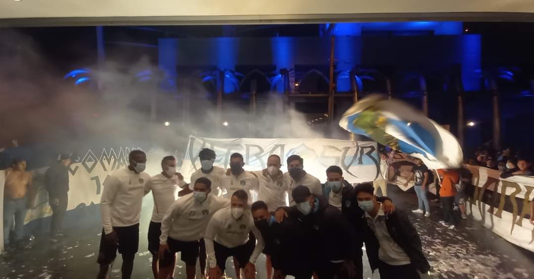 VltraSvrOficial's tweet image. ¡TE VENIMOS A VER!   🏴‍☠️
¡SOMOS DE LA SVR! 🏁
¡ALENTANDOTE OTRA VEZ!