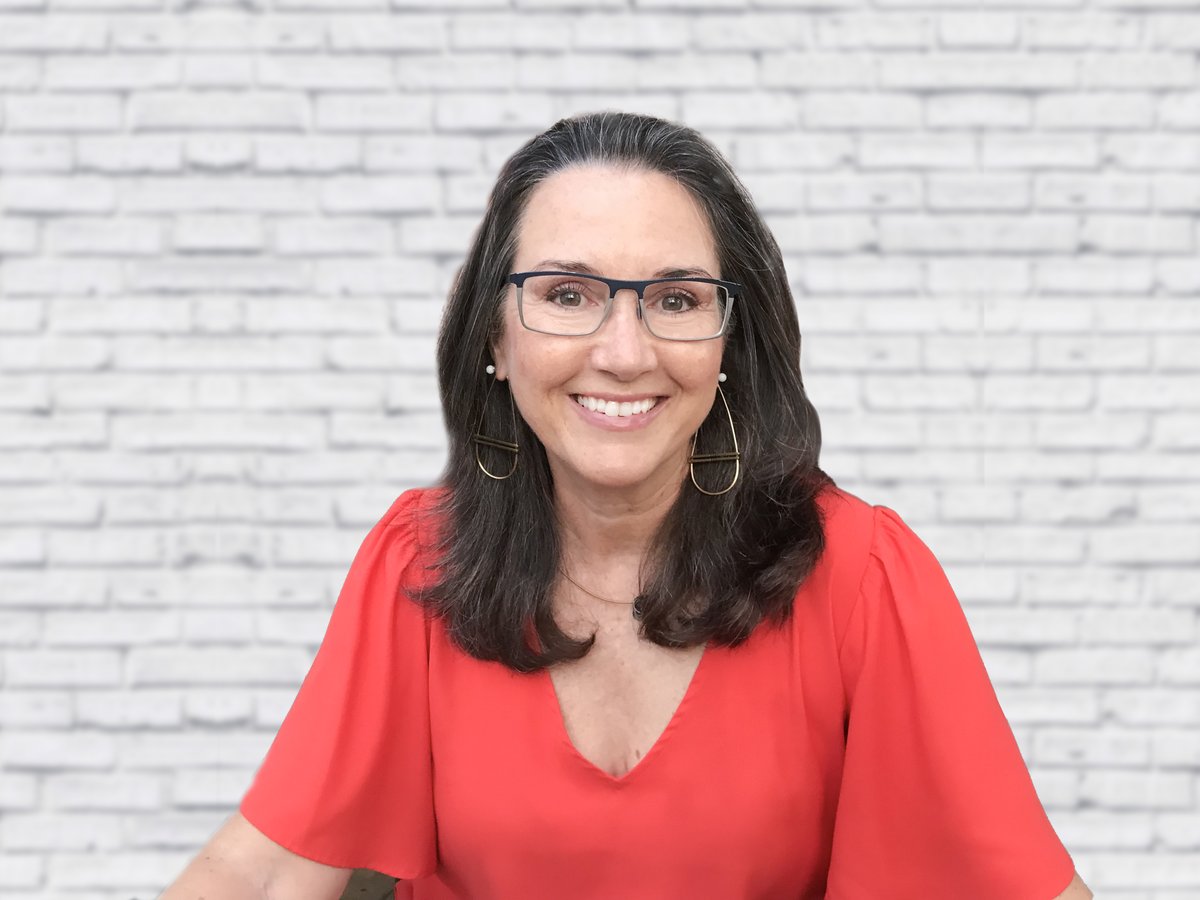 Smarty Pants Adds Lisa Rist dlvr.it/SJD555