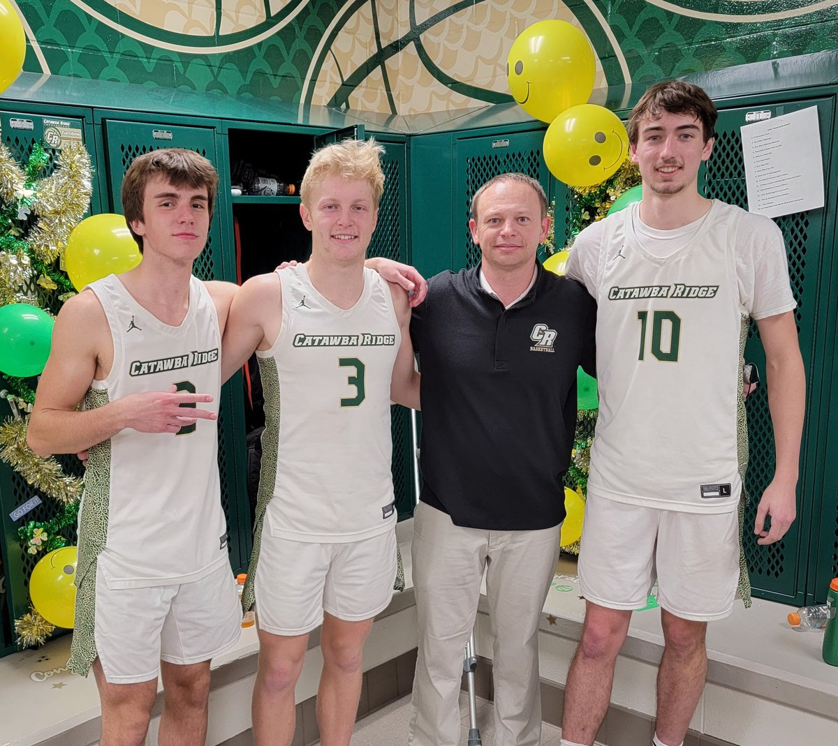 CatawbaBBall's tweet photo. Tonight we honored our 3 Seniors Carter, Jack &amp; Jacob. The "Pioneers" of Catawba Ridge Basketball! They were there on our literal Day 1 &amp; their hardwork &amp; dedication to our program has been invaluable to our success! We Thank You Jack, Jacob, &amp; Carter! #Ridgeboys forever! https://t.co/sAbiLoYFD0