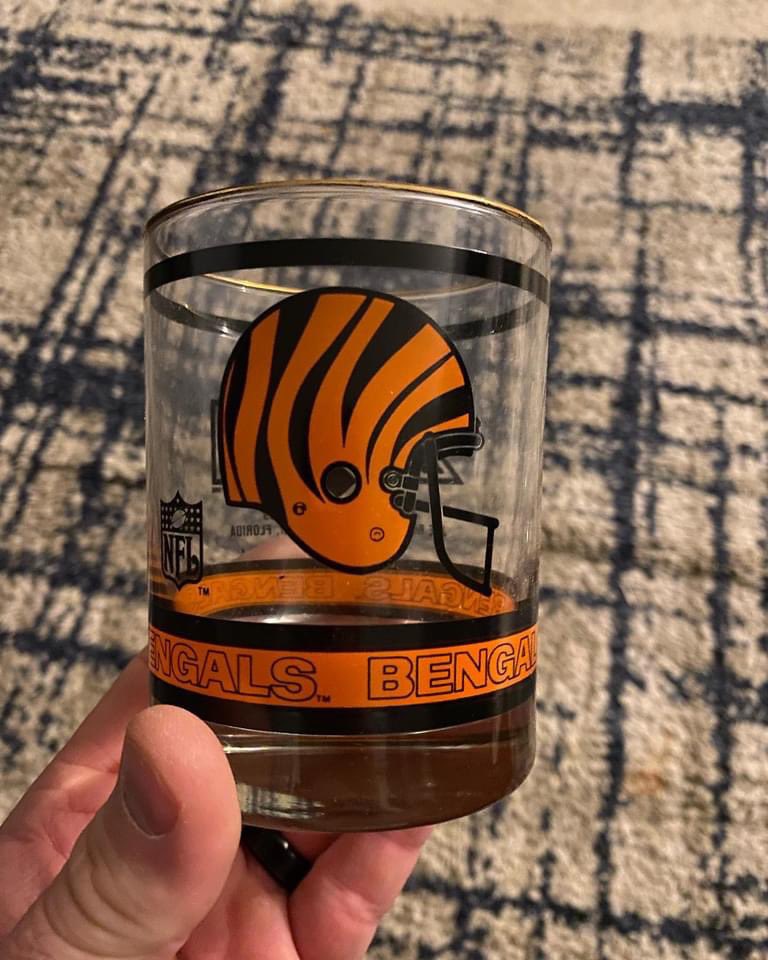 divagarrison's tweet photo. @JimIrsay My husband is the biggest Bengals fan I know.   He was 11 for their last Super Bowl appearance and saved up his money (at 11 years old) to buy these glasses. Held onto them for 31 years just waiting to get to use them during their next super bowl game.   Been die hard forever! https://t.co/VXOreht6Wh