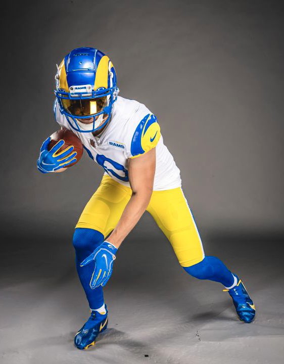 bingalls89's tweet photo. @RamsNFL If Rams have to wear a road jersey, I vote for throwback white and sol. Similar to SB 34. https://t.co/Tetz7YVk0d