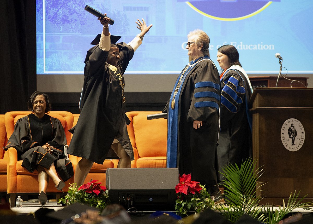 SamHoustonState's tweet photo. 100 days until Commencement! 🎓
🎉 We can't wait to celebrate #SHSU22 https://t.co/uP7RRct1P0