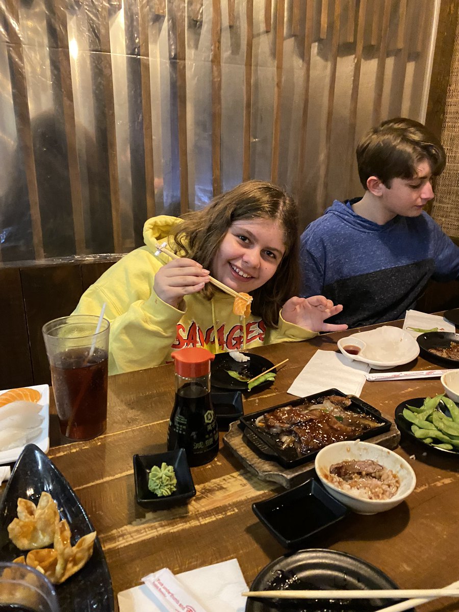 SDPR12's tweet photo. Happy 11th birthday Donna!! Hope you enjoy your visit to Kinkaku Izakaya 🍱 https://t.co/hUCSBbAjsD