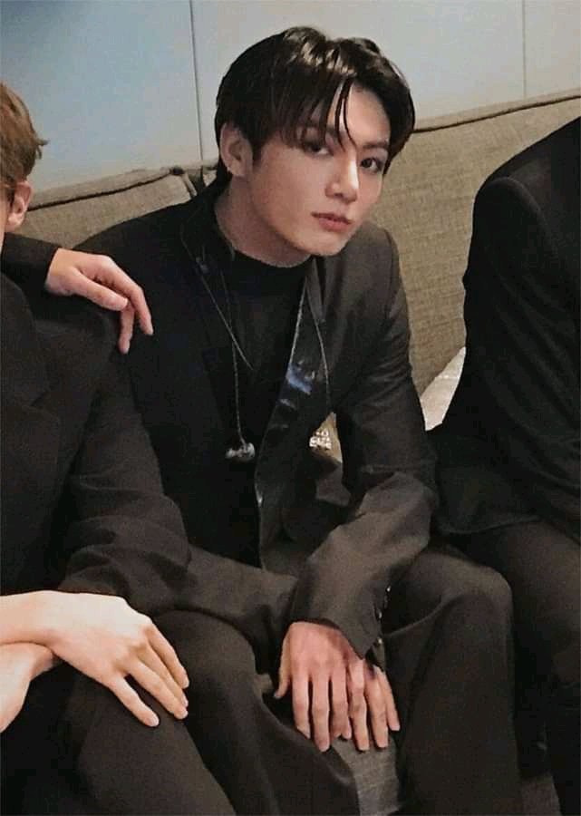 prxtyKV's tweet photo. This jk are so ...... https://t.co/0axoTJ0JZW