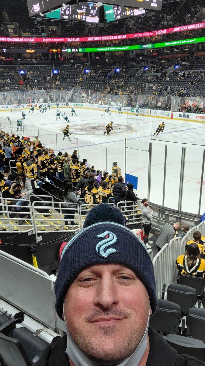 ajsant13's tweet photo. #whereiroot @SeattleKrakenPR from @NHLBruins https://t.co/oD7QZJDAYM