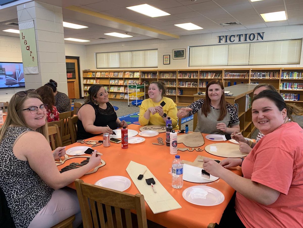 MrsLindsayMcKay's tweet photo. Today was a great day of teaching and learning @NewProspectElem! We hosted Strokes and Strategies this afternoon to celebrate our teachers &amp; the amazing strategies they use in their classrooms everyday! We had so much fun!!! #teacha5 #celebrateteachers @AndersonFive https://t.co/hyK9Lo0Om1
