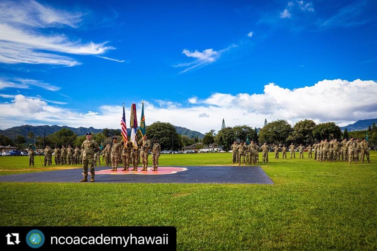 25thID's tweet photo. 🎉𝘾𝙊𝙉𝙂𝙍𝘼𝙏𝙐𝙇𝘼𝙏𝙄𝙊𝙉𝙎 to @USANCOAH graduating Class 003-22 on Graduating the Basic Leader’s Course‼️
The #Soldiers received a great deal of #Leadership Skills during their time in the #BasicLeaderCourse.
𝘾𝙤𝙣𝙜𝙧𝙖𝙩𝙪𝙡𝙖𝙩𝙞𝙤𝙣𝙨 𝙎𝙤𝙡𝙙𝙞𝙚𝙧𝙨‼️ https://t.co/aoXcEFl8V8