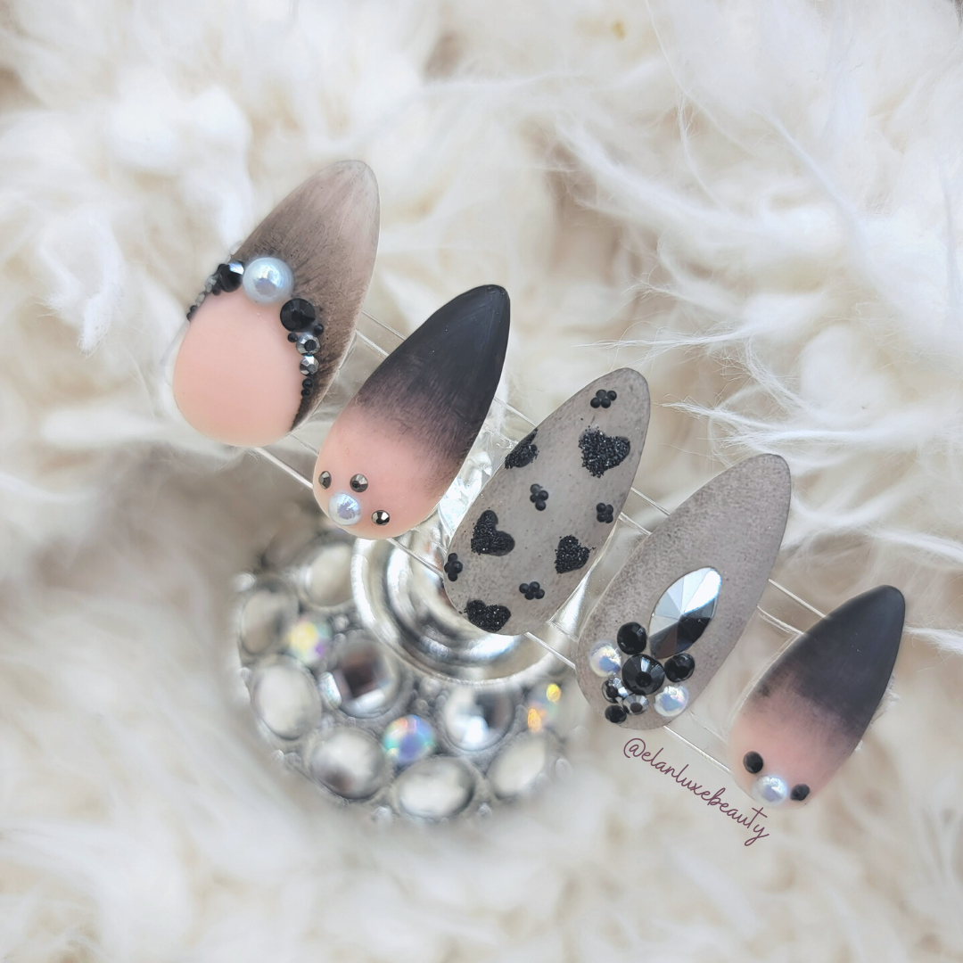 LisaElanLife's tweet photo. Be my ANTI-Valentine
.
.
.
#anitvalentine #galentinesday #valentinenails #blacknailart #pearlnailart #elanluxebeauty #handmade #blackownedbusiness #shopblack #nailartist #nailtrend #instanails #handpainted #handpaintednailart #nailart #nailartdesign #nailartstylist #nailartistry https://t.co/upAColEgpD