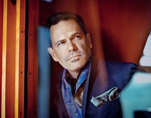 solojazzradio's tweet photo. Esta noche es sesión de vocalistas y suena Madeleine Peyroux, Melody Gardot, Norah Jones, Jamie Cullum, Gregory Porter y Kurt Elling. 19:00 hrs. 96.3 FM https://t.co/8N27sQYHfP @JaliscoRadio https://t.co/8N27sQYHfP https://t.co/JTnwWlzYkV