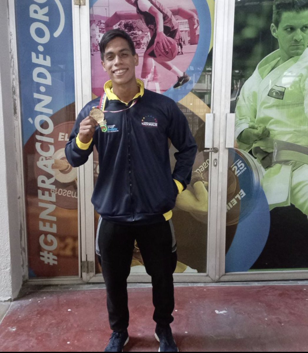 amarcanopsuv's tweet photo. ORO para BOLÍVAR!!! Ya tenemos la primera y vamos por más … Felicitaciones a JOSÉ EUREA (Medalla de Oro en Fisicoculturismo) @NicolasMaduro @MervinMaldonad0 @pinfantea @PartidoPSUV El Deporte RENACE en nuestro estado https://t.co/uyFXSJFZl4