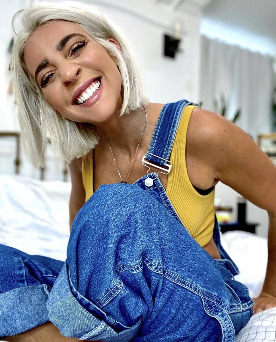 ThatShowst0pper's tweet photo. @GabbiePress https://t.co/QNeaN4XXUj