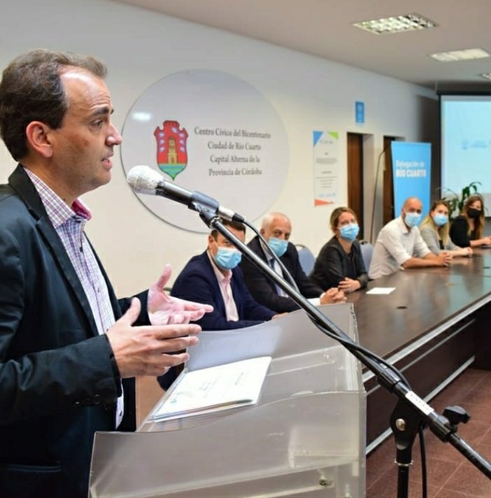 ♻️ Ahora si, me doy un gustito. 

🙋🏻‍♂️Subse de Habitat 2022

✅ Urbanización de Barrios Populares🏗🏘🛣
 🔹️Barrio San Martín, Ranqueles, Las Delicias y Oncativo.
 🔹️Mas de 1.350.000 millones de pesos
 🔹️ Luminaria, Cloacas, cordón cuneta y regularización de agua.