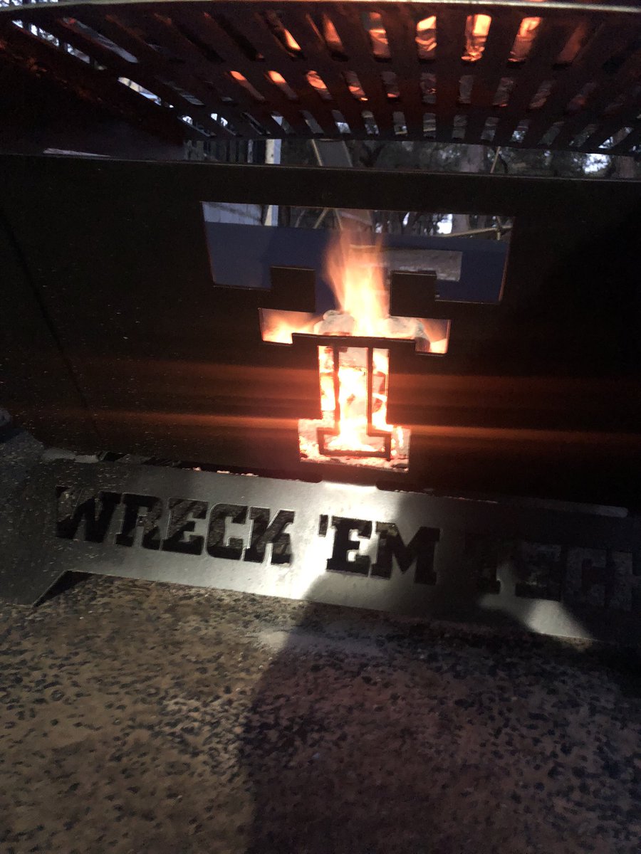 RedRaiderDB's tweet image. Game night. Fire is on, Let’s gooooooooo!