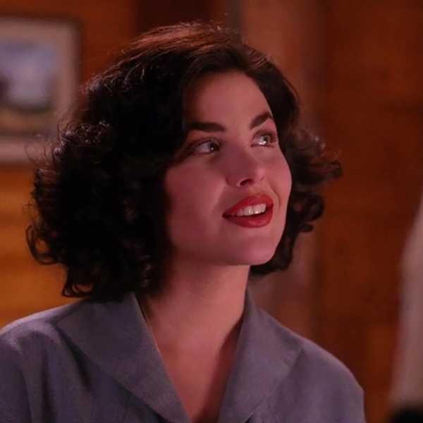 Happy birthday to the beautiful & talented Sherilyn Fenn 