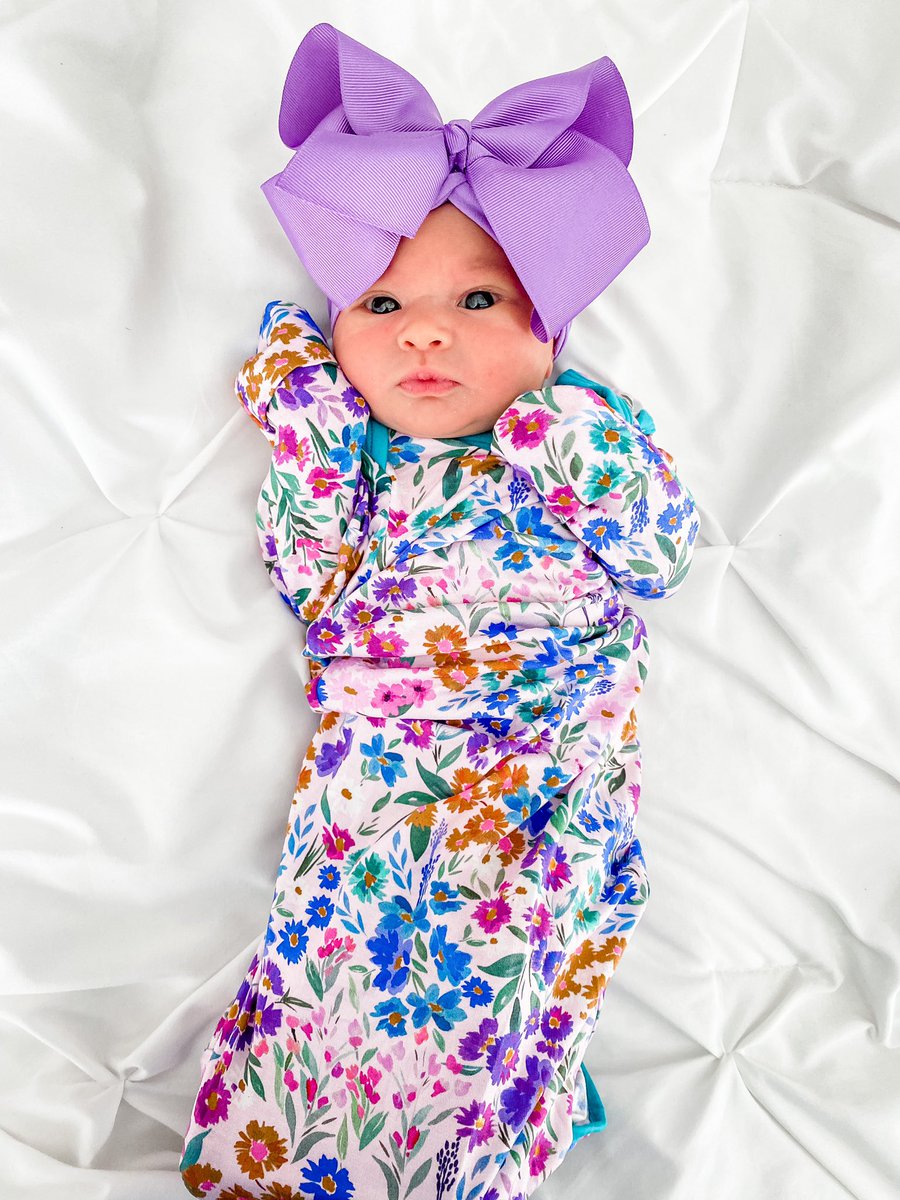 courtwallce's tweet photo. Our first week of life with our beautiful angel 💖 https://t.co/RdaMRoJq0s
