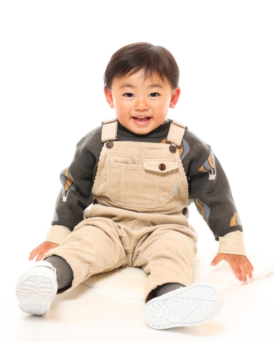 a_capital's tweet photo. 採用されなかったいわゆるボツ写真
１秒も止まらなかった彼をしっかり写真におさめてくれる
カメラマンさんにはいつも感謝と尊敬！
ありがとうございます😭

#永絃
#２歳４ヶ月
#スチール
#キッズ時計 https://t.co/os15532SEv