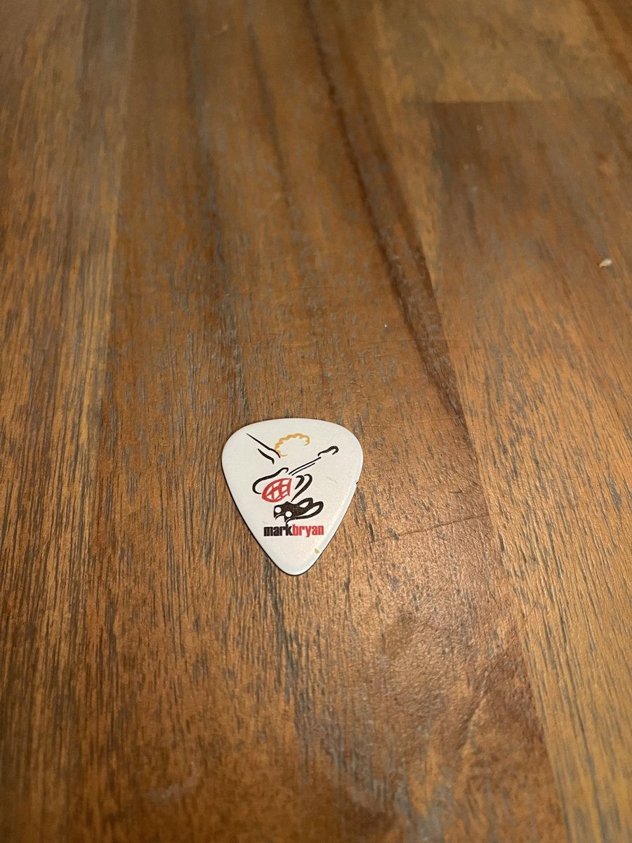 LeapDayBaby92's tweet image. It only took 9 Hootie concerts but I finally caught one of @MarkBryanMusic picks. You guys killed it #HootieFest 

See ya at the next #MondayAfterTheMasters