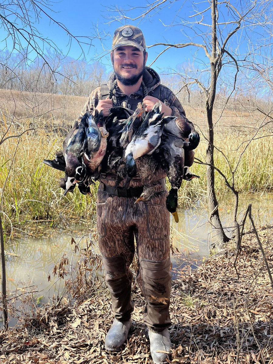 chase_fitz20's tweet photo. We had a hell of a last weekend! #Didntgo20 https://t.co/wb7w3db3h3
