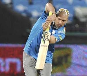 Sunil_25_12's tweet photo. No one builds you, Unless you build yourself. 
Good morning. 😊

#morningthoughts #dontgiveup #getupanddoit #YuvrajSingh @YUVSTRONG12 #comeback https://t.co/mHEiaZOUDT