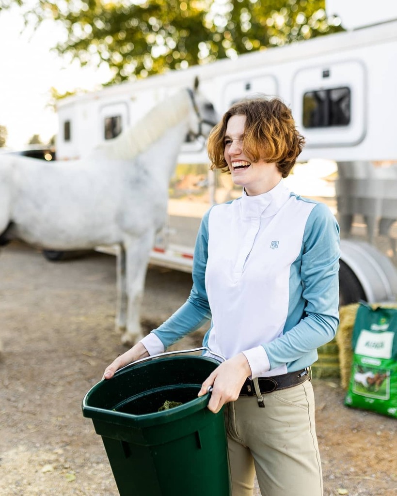 StandleeForage's tweet photo. Enjoying your work is the best way to take care of yourself and your horses!
.
.
.
📷: @carliandbeau
#Standlee #StandleePremiumWesternForage #StandleeForage #GrownForTheLifeWeLove #StandleePremiumProducts #work #horse #horsepower #workhard #ho… https://t.co/1WNTMulmTe https://t.co/ywl5aP6Sl3