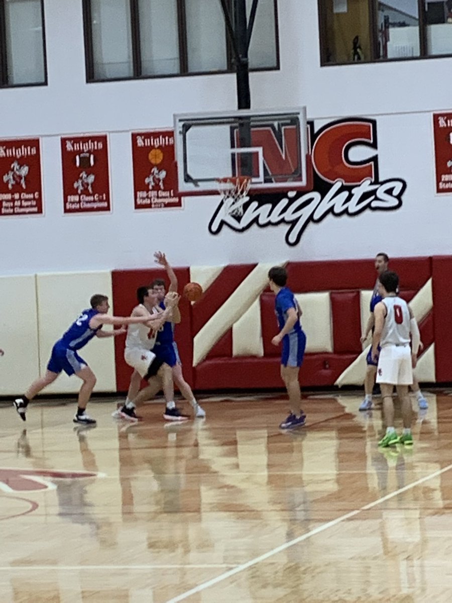 NCRedZone's tweet photo. Knights are up after 3 quarters 52-33 over Guardian Angels!! #midstates #nebpreps https://t.co/XJV3gmz7Jk