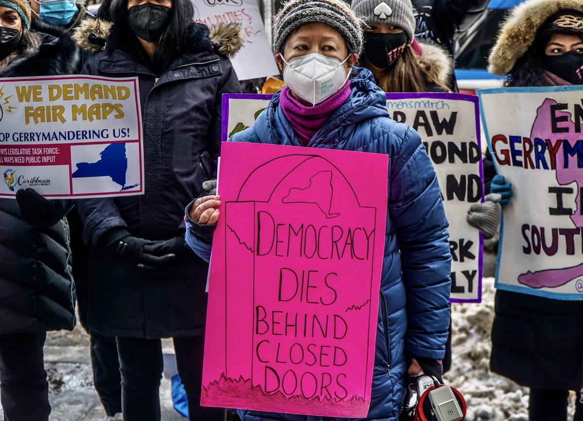 CaribEquality's tweet photo. ✅#LATFOR failed to unite our communities!
✅#LATFOR failed to #UniteSouthQueens!
✅#LATFOR failed to bring #JusticeforRichmondHill!
Our year-long advocacy for fair maps has gone unanswered by @NYSenate @NYSA_Majority, @CarlHeastie, & @SenGianaris.
#EndGerrymandering https://t.co/MB80BDnSel