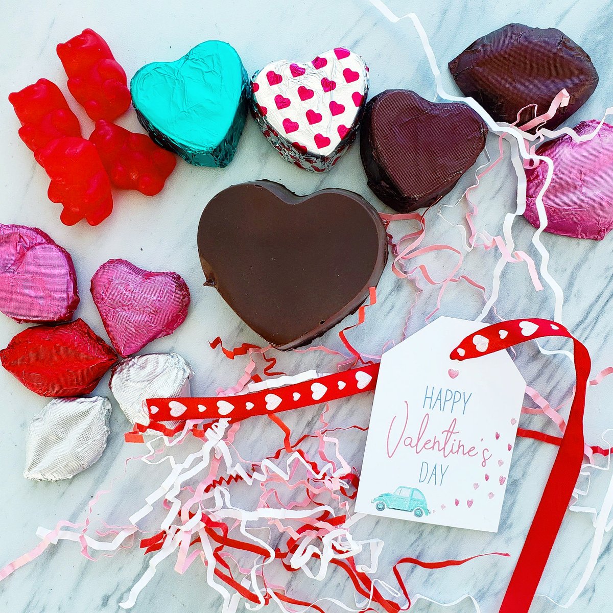 SweetVUtah's tweet image. RT, so this ends up on your Valentine's page, so they know you want some Sweet V Vegan Chocolates for Valentine's Day! #smallveganbusiness #retweet #veganchocolates &amp;lt;3