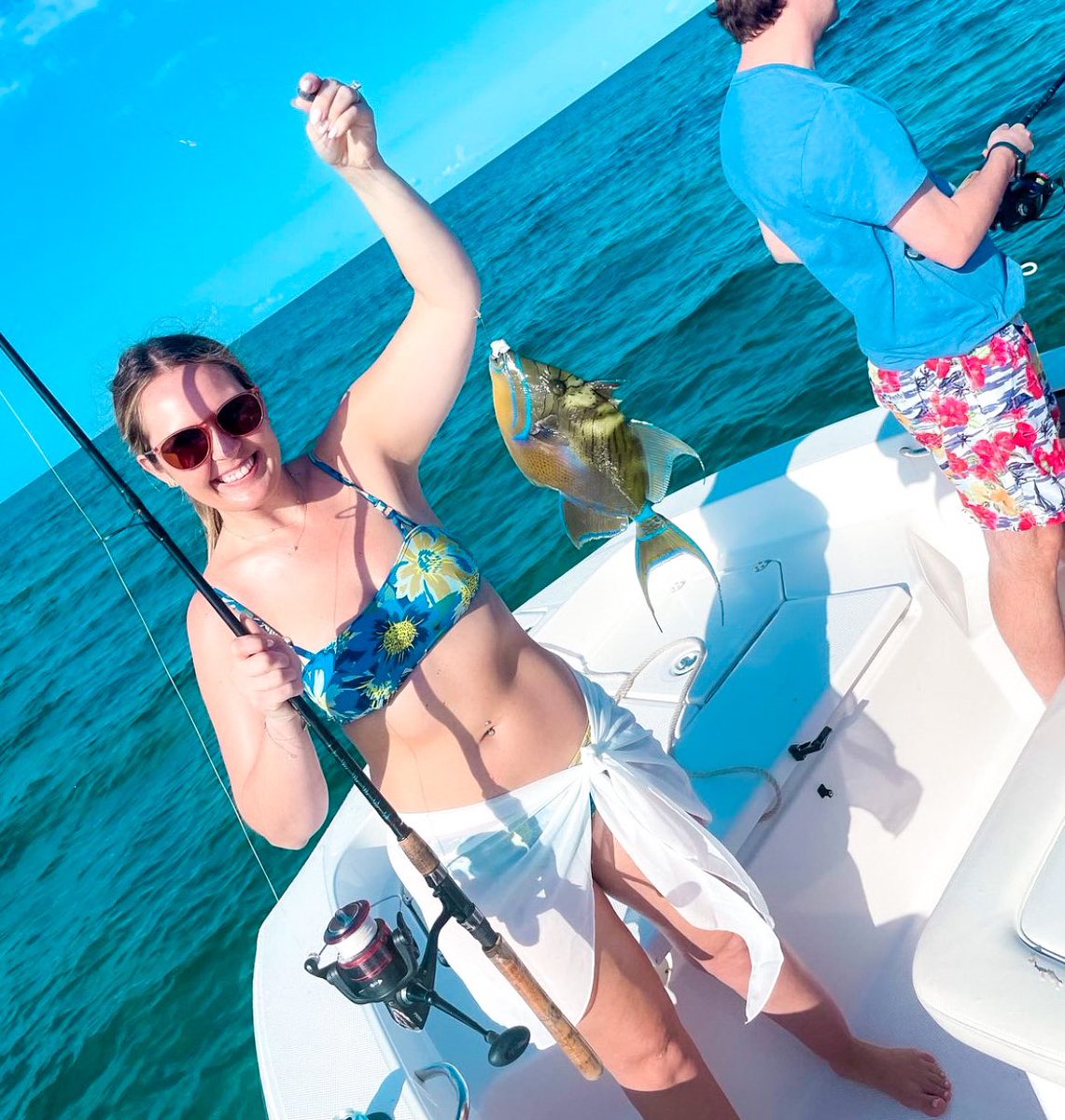 ✨Your Ambergris Cay all-inclusive experience includes complimentary bone-fishing and reef fishing 🎣#ambergriscay #allinclusiveluxury #turksandcaicos 

#guestphotos 📸: Maddie Hargett 

#privateisland #fishing #saltlife #reeffishing #honeymoongoals #turksandcaicosislands