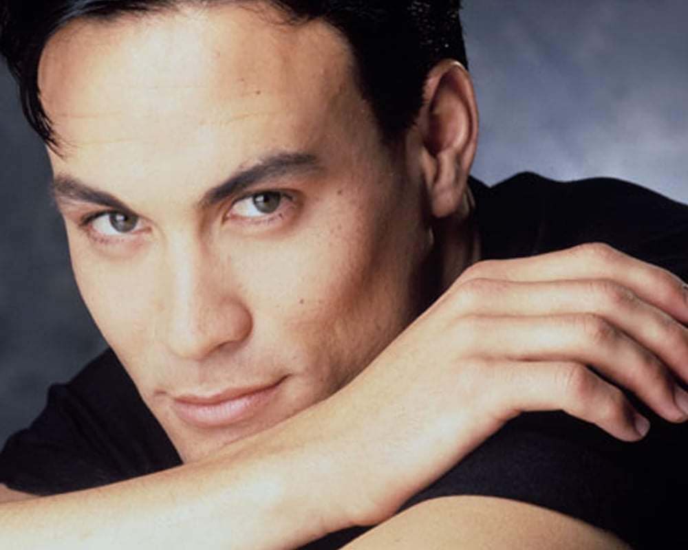 Happy Birthday to Brandon Lee! 