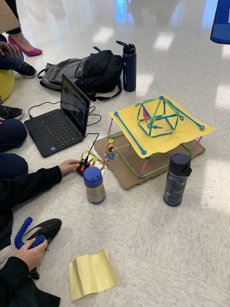 lizandjerm's tweet photo. My classes have loved working with  @strawbees in a variety of ways! Building/ coding shake tables, designing/building/ testing durable structures, creating mazes and building shapes are just a few ways we have showcased our learning just this week! @starkeyranch_k8 #CSteacher https://t.co/a2tx77NCr7