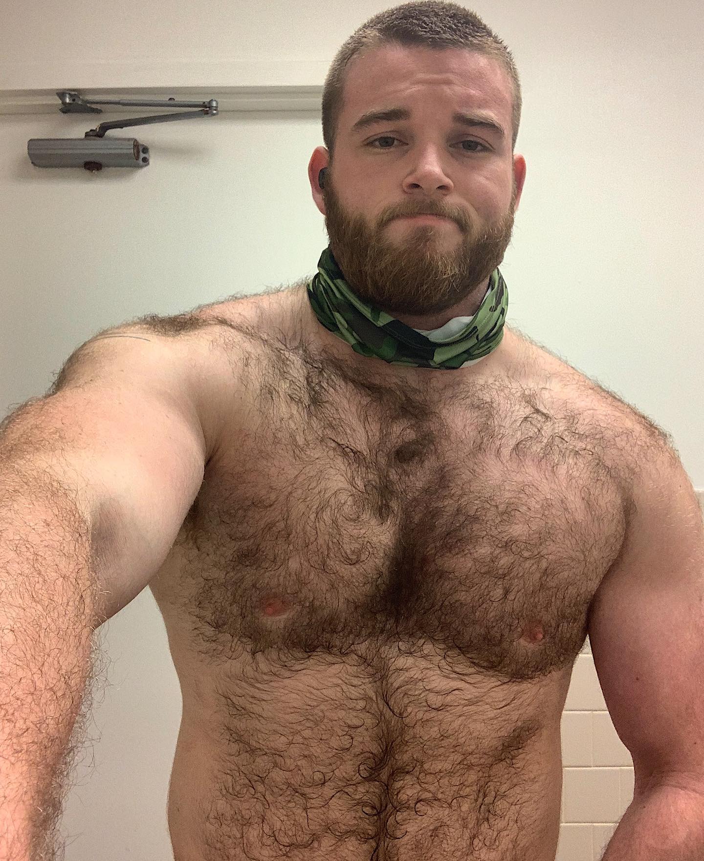 beardedhairyscruffhunks on X: 