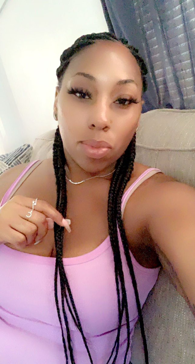 AlliahCoolAss's tweet photo. A moment of silence for this beauty 💋 https://t.co/7G8TAot7Ol