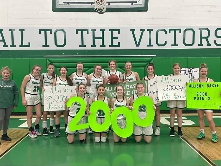 HuntingtonLocal's tweet image. Congratulations to Senior Allison Basye on scoring your 2,000th career point tonight!