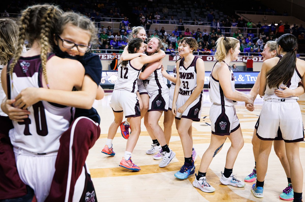 Jordanprather18's tweet photo. The Owen County Lady Rebels defeated Owensboro Catholic 49-38 to win the All "A" State Championship on Sunday, Jan. 30 at McBrayer Arena in Richmond, Kentucky. Full set of photos can be found here: https://t.co/mzv5eE2P4H https://t.co/PIWoTbIUQG