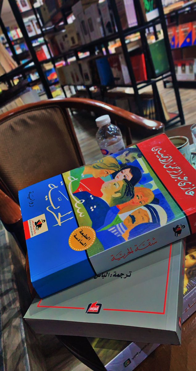 alkuyt_'s tweet image. لماذا تخليت عنى ؟ 
إذا كنت تعلم أنّي ..
أحبك أكثر مني
لماذا ؟

لماذا ؟
بعينيك هذا الوجوم
وأمس بحضن الكروم
فرطت ألوف النجوم بدربي
و أخبرتنى أن حبي يدوم
لماذا ؟