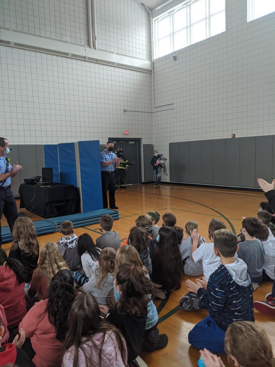 SES Fire Safety program kept students interested and allowed them to actively participate in the learning. https://t.co/01dJApiuf4