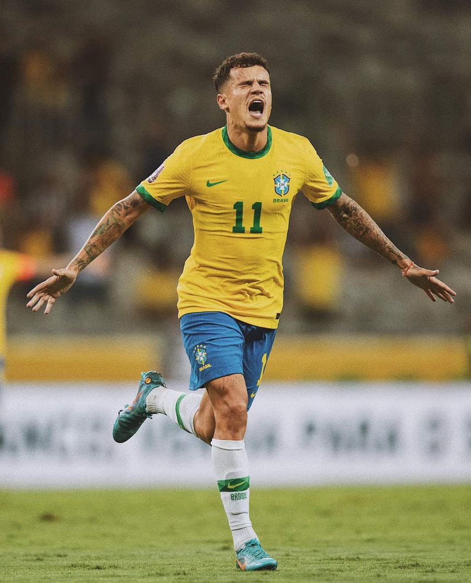 EmmaFrohlich04's tweet photo. Acabou! Brasil goleia o Paraguai por 4x0 com grande atuação! 

Teve gol do Coutinho hoje! https://t.co/dVUAKCKyRe